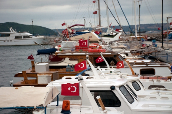 Fishing boats in Çanakkale Limanı.